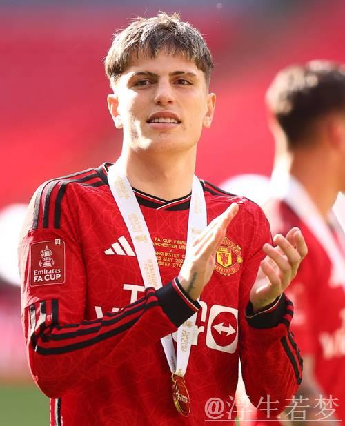 曼联历经波折终获直通席位，加纳乔和梅努还能留住吗？